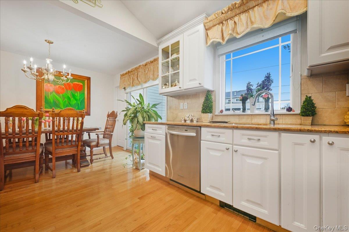 3937 Kingsberry Road Seaford, NY 11783 - Photo 18 of 38