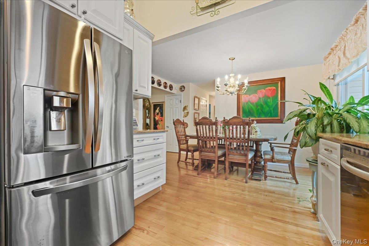 3937 Kingsberry Road Seaford, NY 11783 - Photo 20 of 38