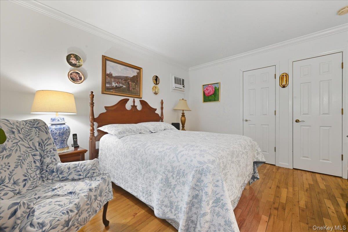 3937 Kingsberry Road Seaford, NY 11783 - Photo 23 of 38