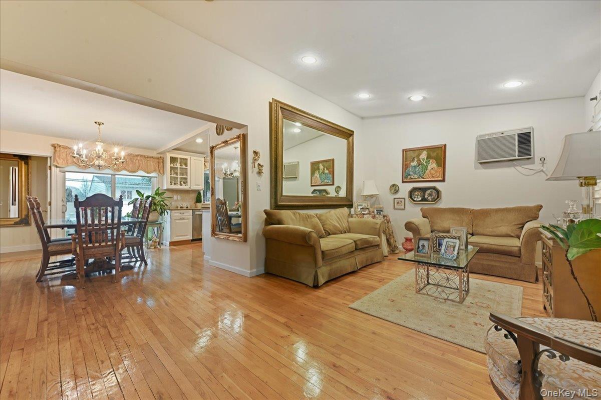 3937 Kingsberry Road Seaford, NY 11783 - Photo 4 of 38
