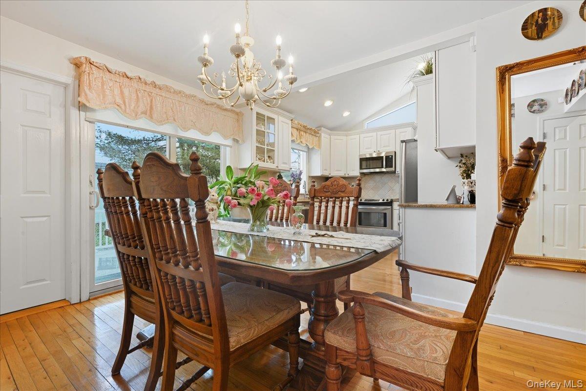 3937 Kingsberry Road Seaford, NY 11783 - Photo 9 of 38