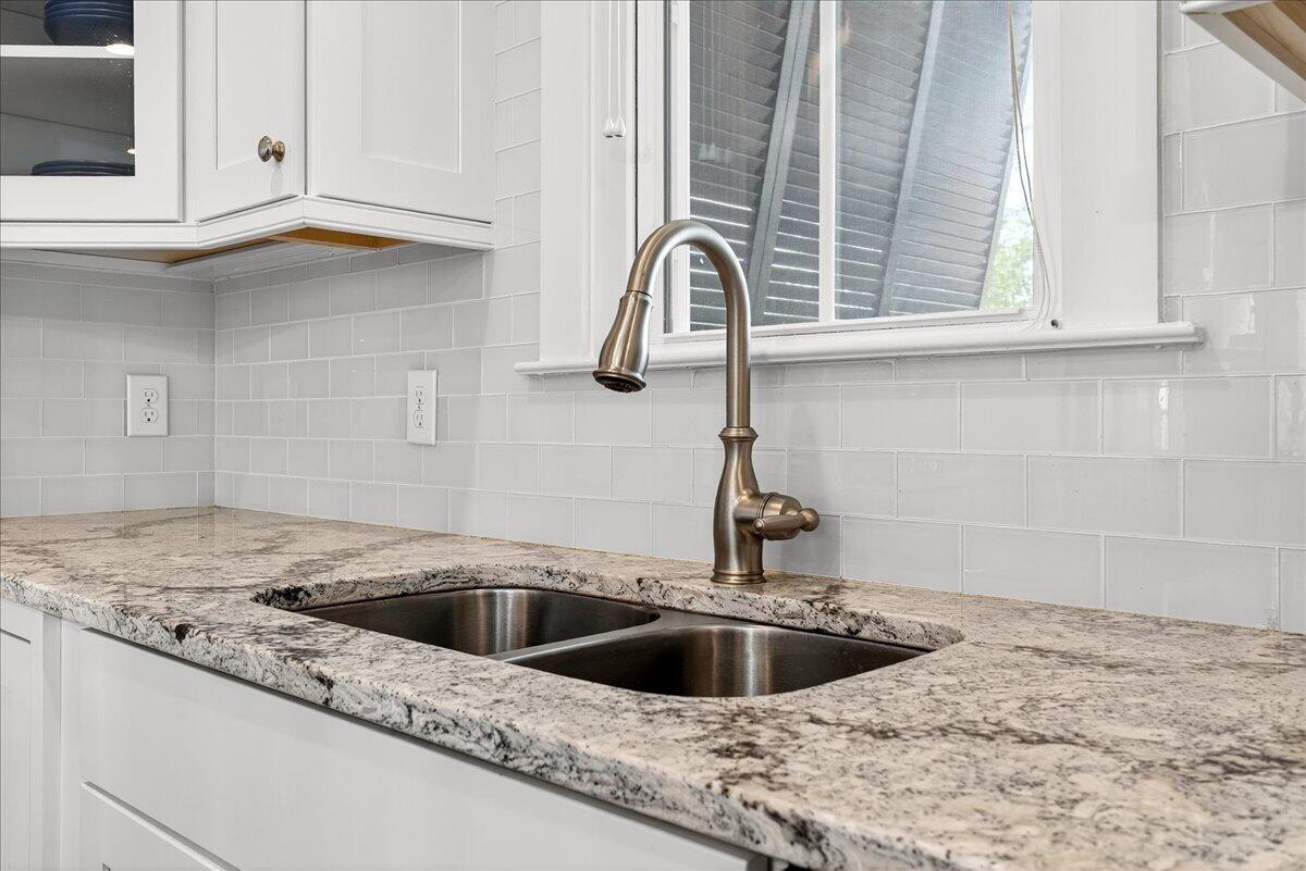 2022 Codorus Lane Hanahan, SC 29410 - Photo 15 of 51 15-DSC03015