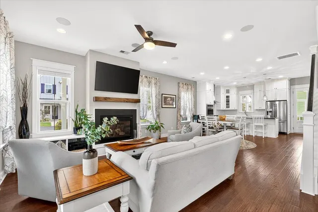 $630,000 | 2022 Codorus Lane, Hanahan, SC 29410