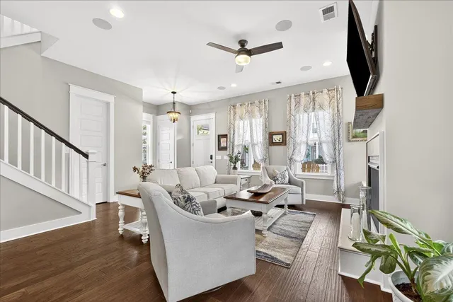 $630,000 | 2022 Codorus Lane, Hanahan, SC 29410