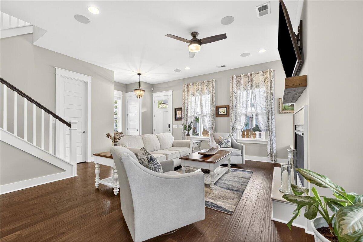 2022 Codorus Lane Hanahan, SC 29410 - Photo 8 of 51 08-DSC02992