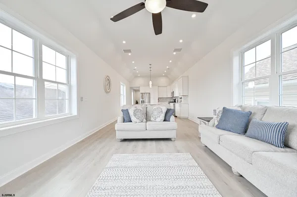 $28,000 | 12 North Adams Avenue, Unit AUGUST, Margate City, NJ 08402
