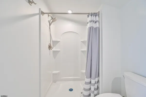 $32,000 | 12 North Adams Avenue, Unit AUGUST, Margate City, NJ 08402