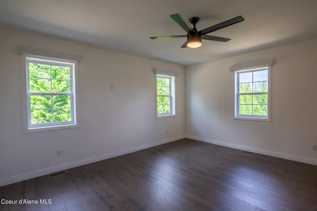 $890,000 | 1588 Sunrise Road, Bonners Ferry, ID 83805