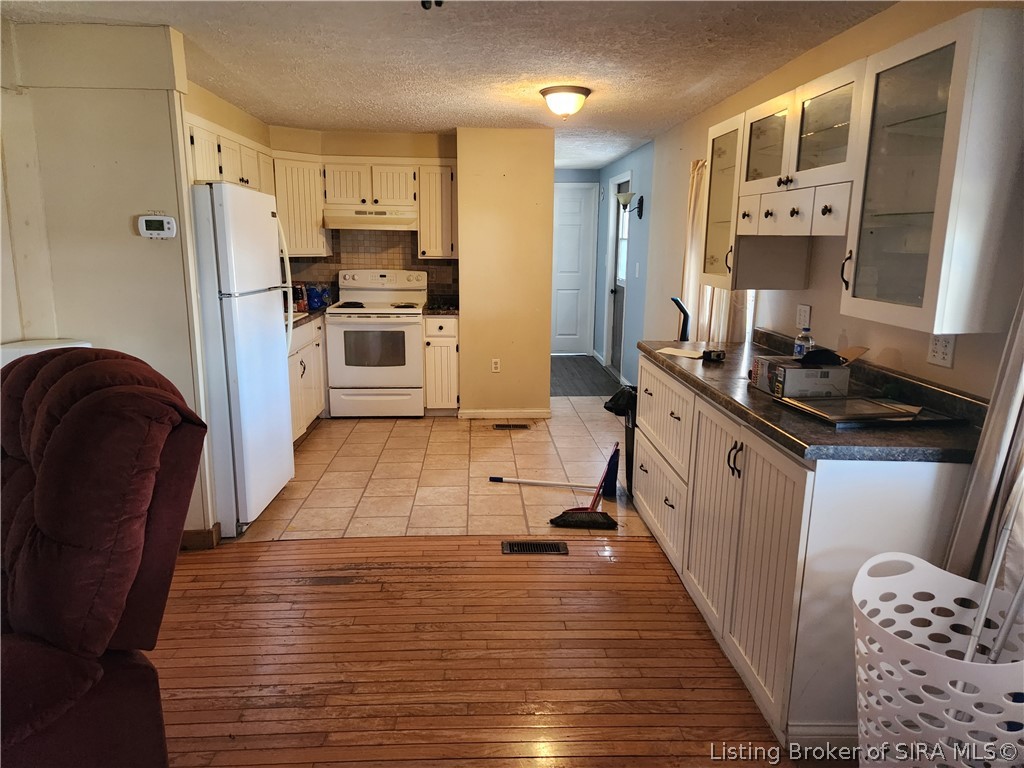577 Sandy Hook Road Paoli, IN 47454 - Photo 18 of 25 Gallery Image 18