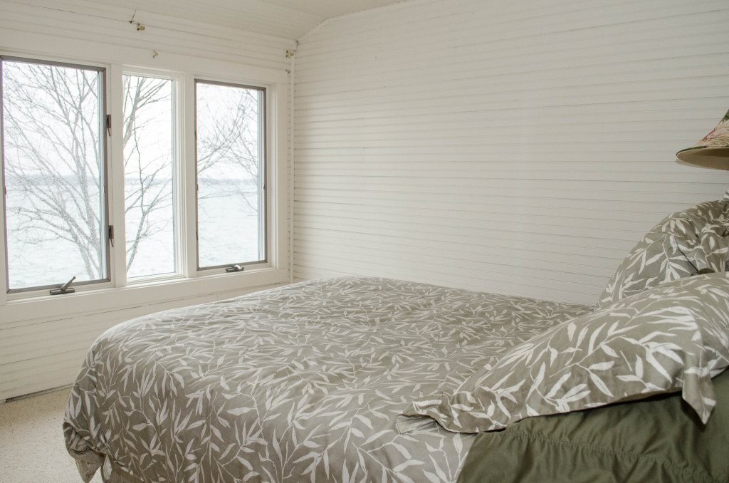 8633 East Black Point Road Syracuse, IN 46567 - Photo 11 of 32 Gallery Image 11