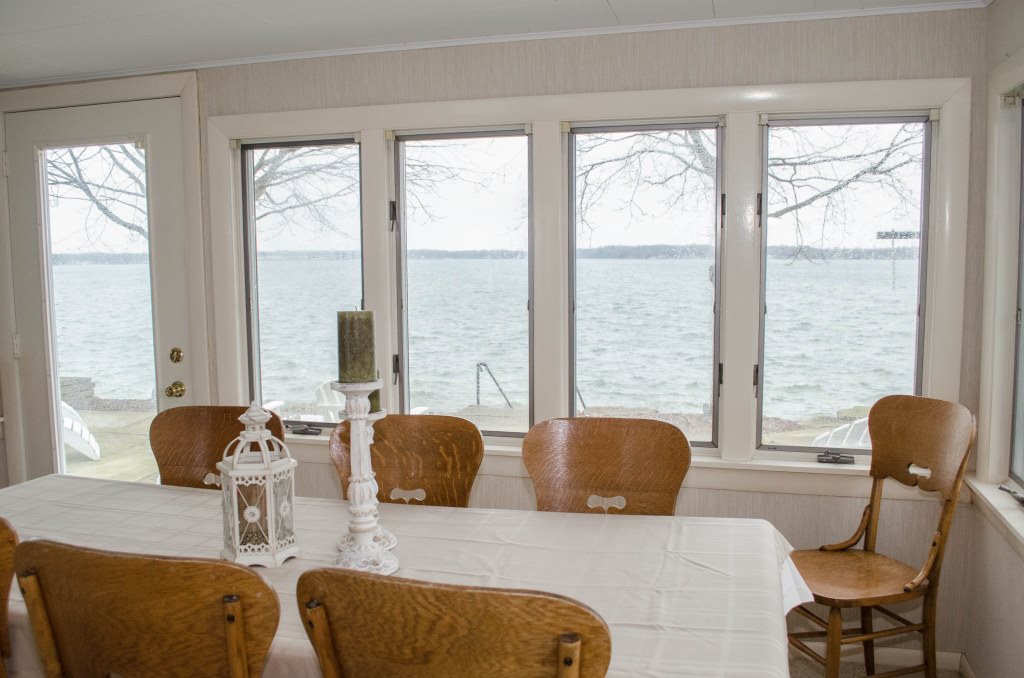 8633 East Black Point Road Syracuse, IN 46567 - Photo 9 of 32 Gallery Image 9