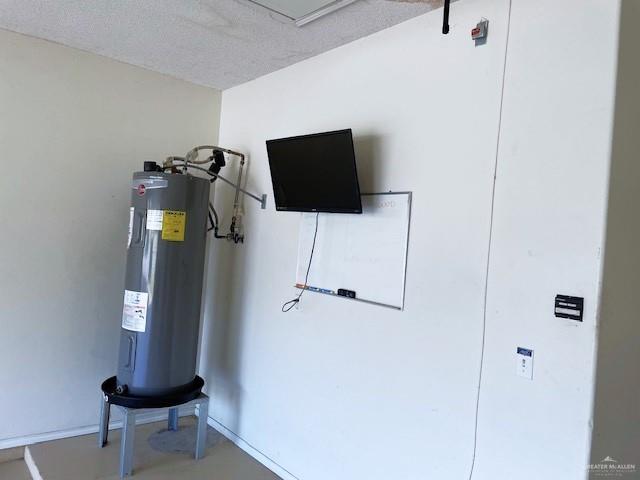 2917 North 43rd Street McAllen, TX 78501 - Photo 22 of 24 a view of walk in closet