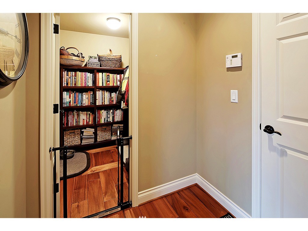 20244 86th Place Northeast Bothell, WA 98011 - Photo 14 of 25 Gallery Image 14