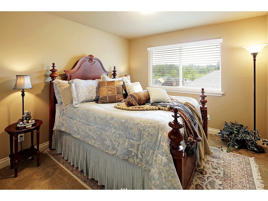 20244 86th Place Northeast Bothell, WA 98011 - Photo 19 of 25 Gallery Image 19