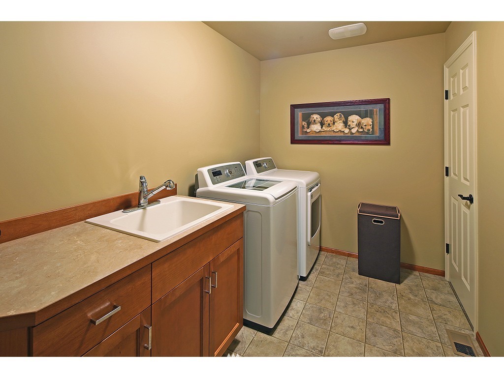 20244 86th Place Northeast Bothell, WA 98011 - Photo 23 of 25 Gallery Image 23