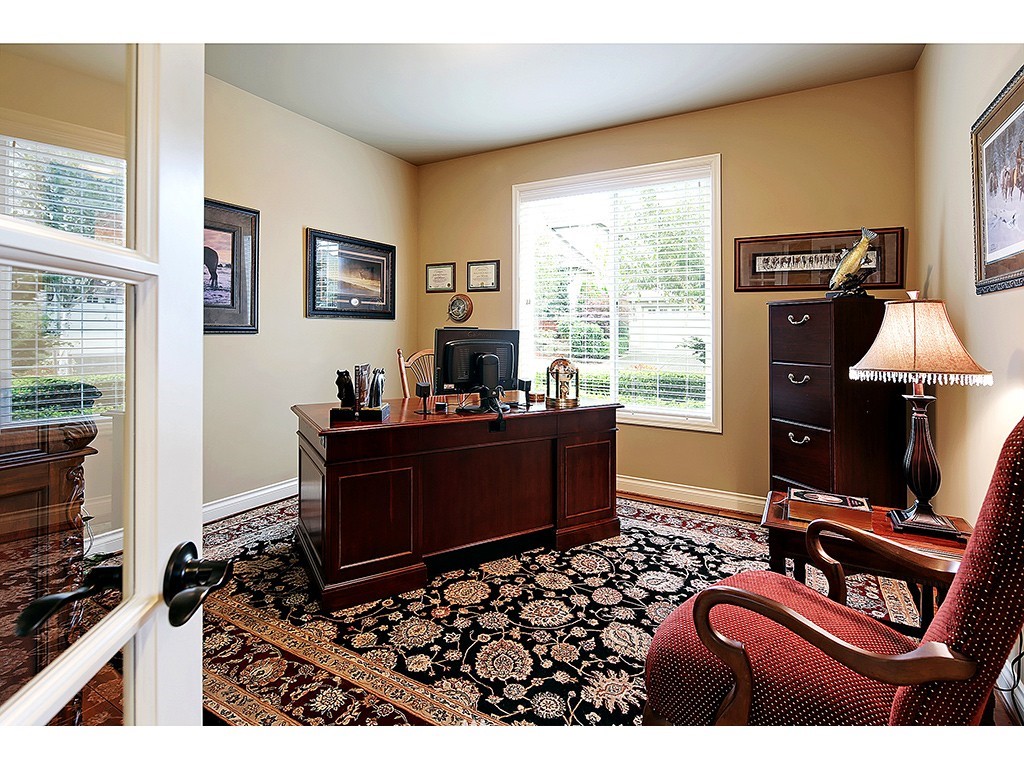 20244 86th Place Northeast Bothell, WA 98011 - Photo 5 of 25 Gallery Image 5