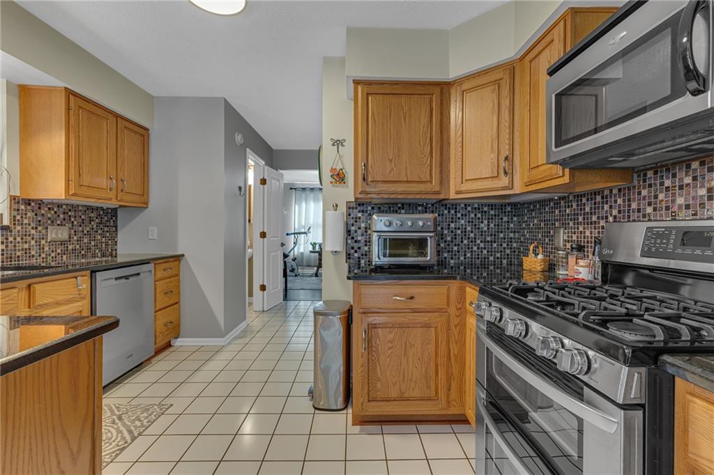 936 Mcelhaney Road Freedom, PA 15042 - Photo 6 of 48