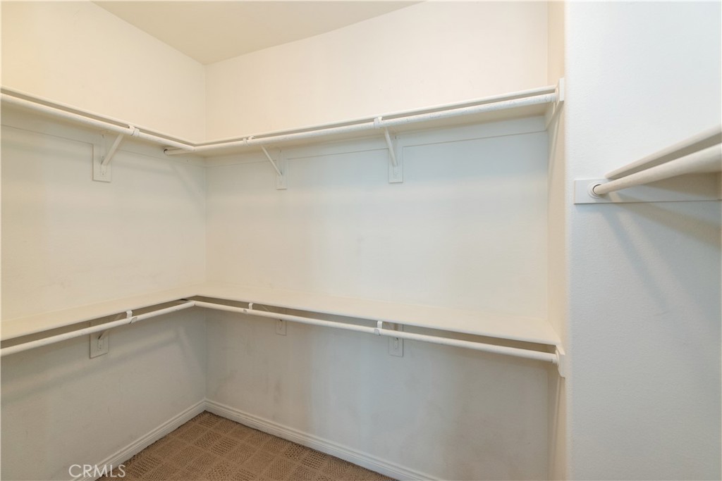 72 Shadowplay Irvine, CA 92620 - Photo 12 of 36