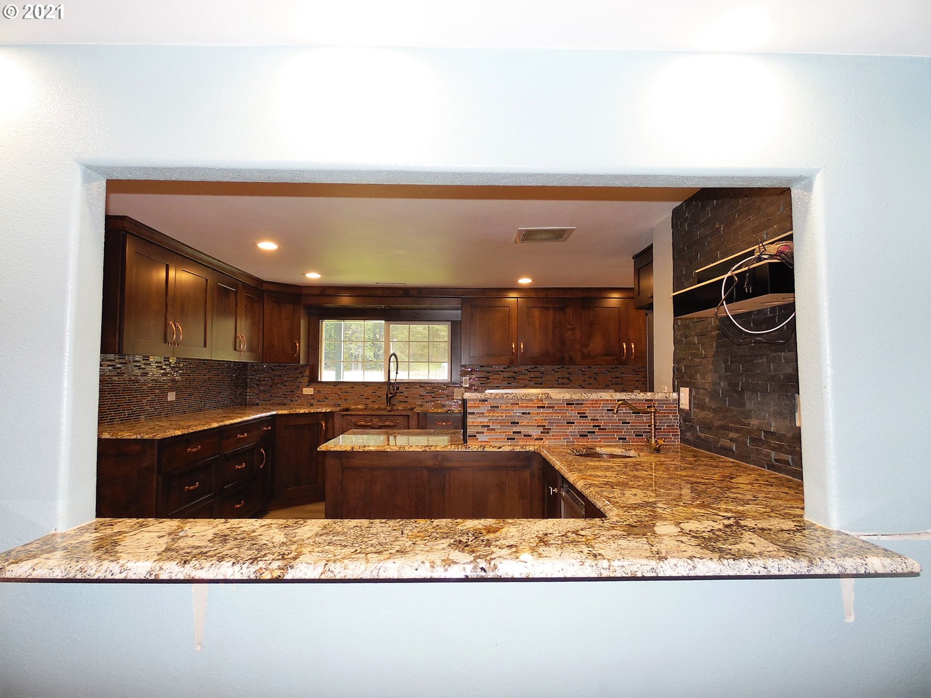 9492 South Myrtle Road Myrtle Creek, OR 97457 - Photo 4 of 32 Gallery Image 4