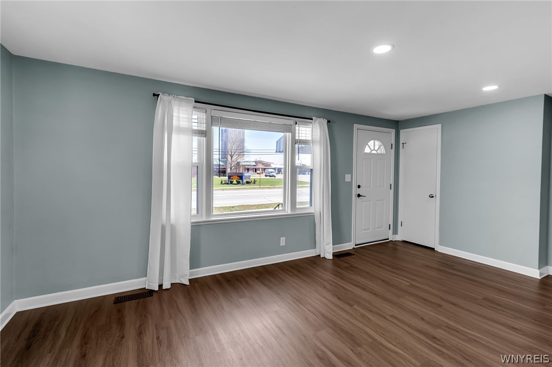 3006 Eggert Road Tonawanda, NY 14150 - Photo 14 of 47