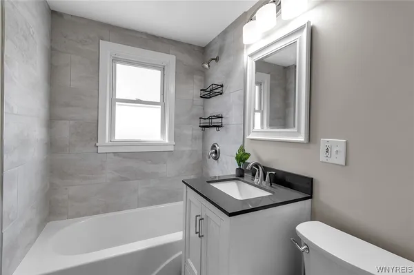 $234,900 | 3006 Eggert Road, Tonawanda, NY 14150