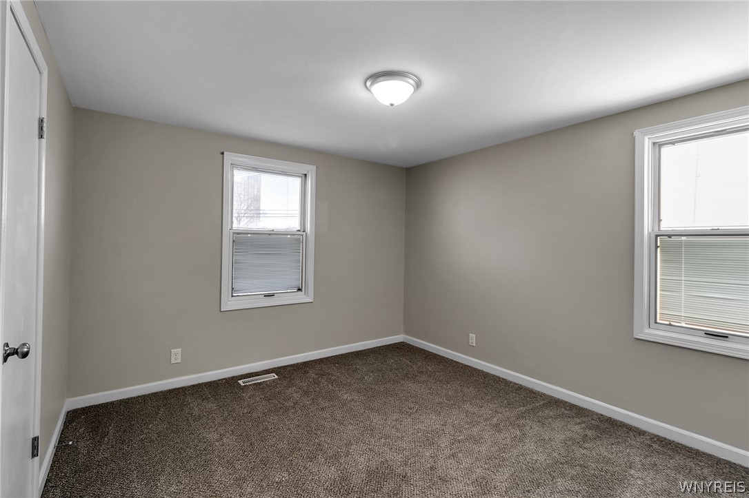 3006 Eggert Road Tonawanda, NY 14150 - Photo 22 of 47