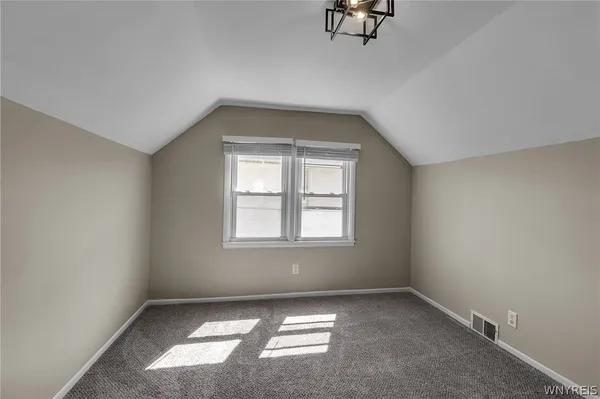 $234,900 | 3006 Eggert Road, Tonawanda, NY 14150