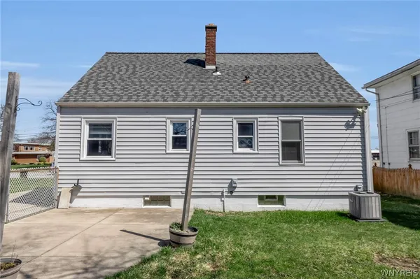 $234,900 | 3006 Eggert Road, Tonawanda, NY 14150