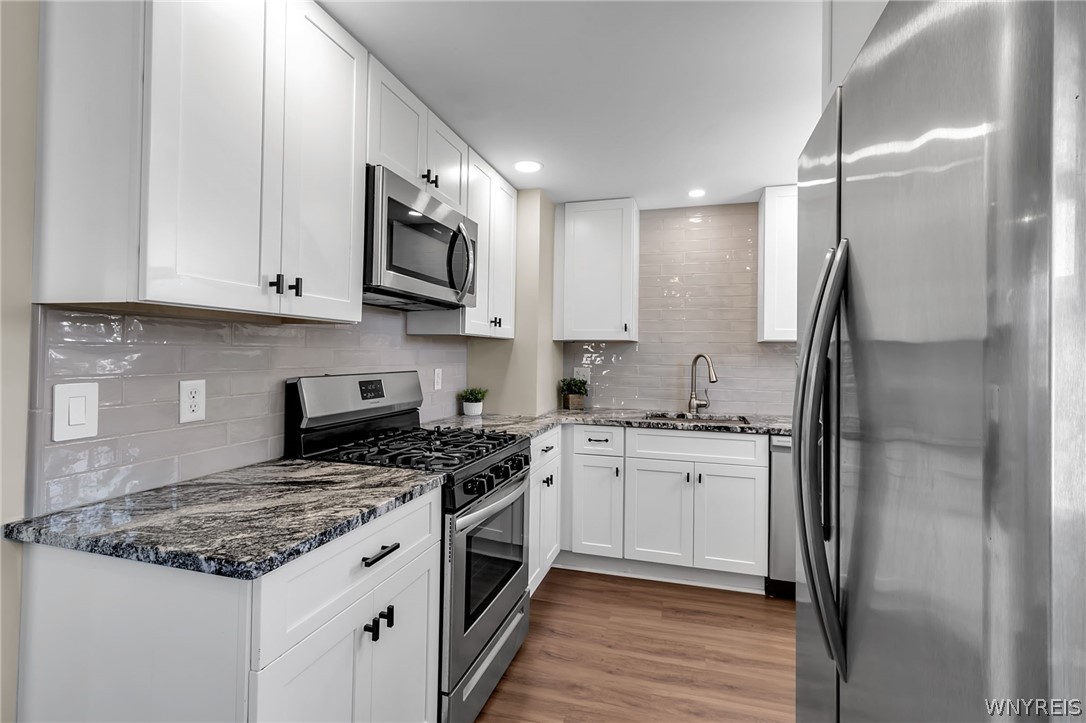 3006 Eggert Road Tonawanda, NY 14150 - Photo 5 of 47