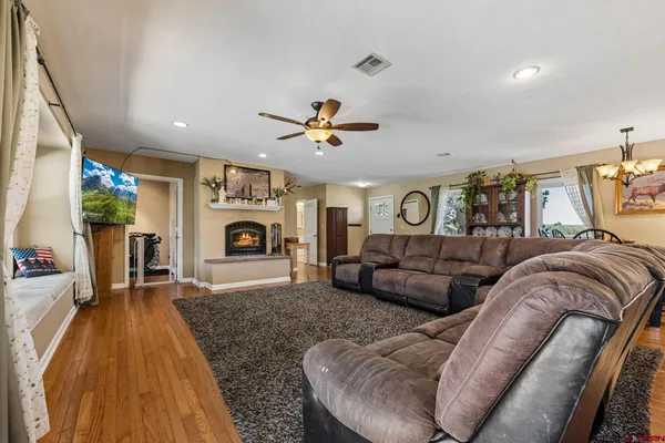 $725,000 | 3355 County Road 309A, Ignacio, CO 81137