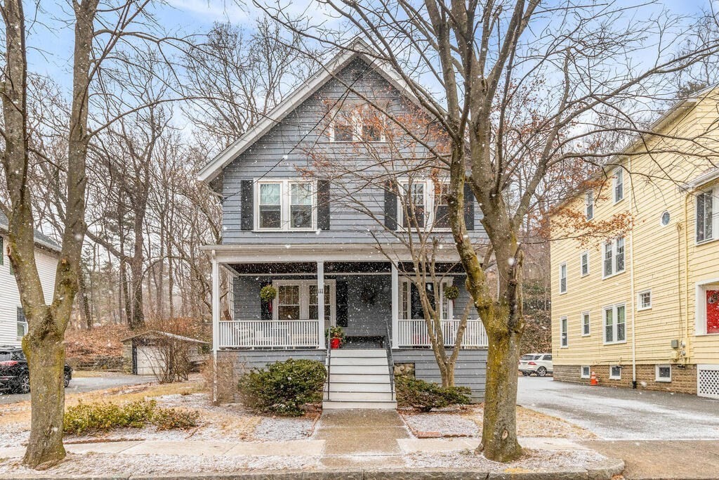 111 Warwick Road Melrose, MA 02176 - Photo 2 of 30 Gallery Image 2