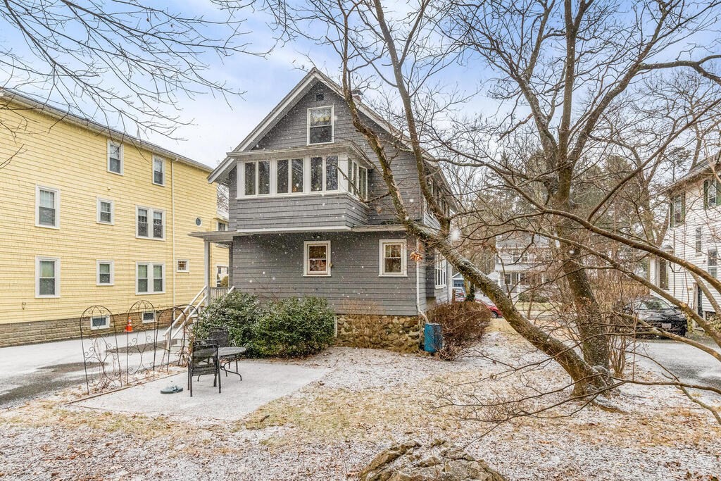 111 Warwick Road Melrose, MA 02176 - Photo 29 of 30 Gallery Image 29