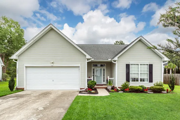 $465,000 | 1240 Creek Stone Way, Hanahan, SC 29410