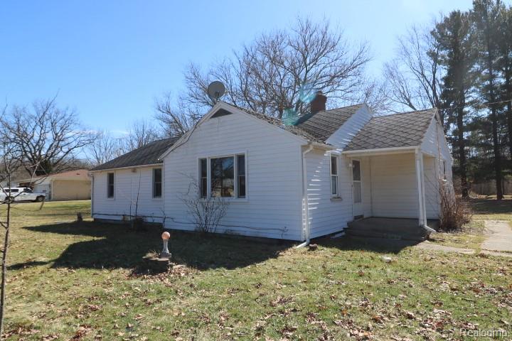 5184 East Mt Morris Road Mount Morris, MI 48458 - Photo 2 of 13