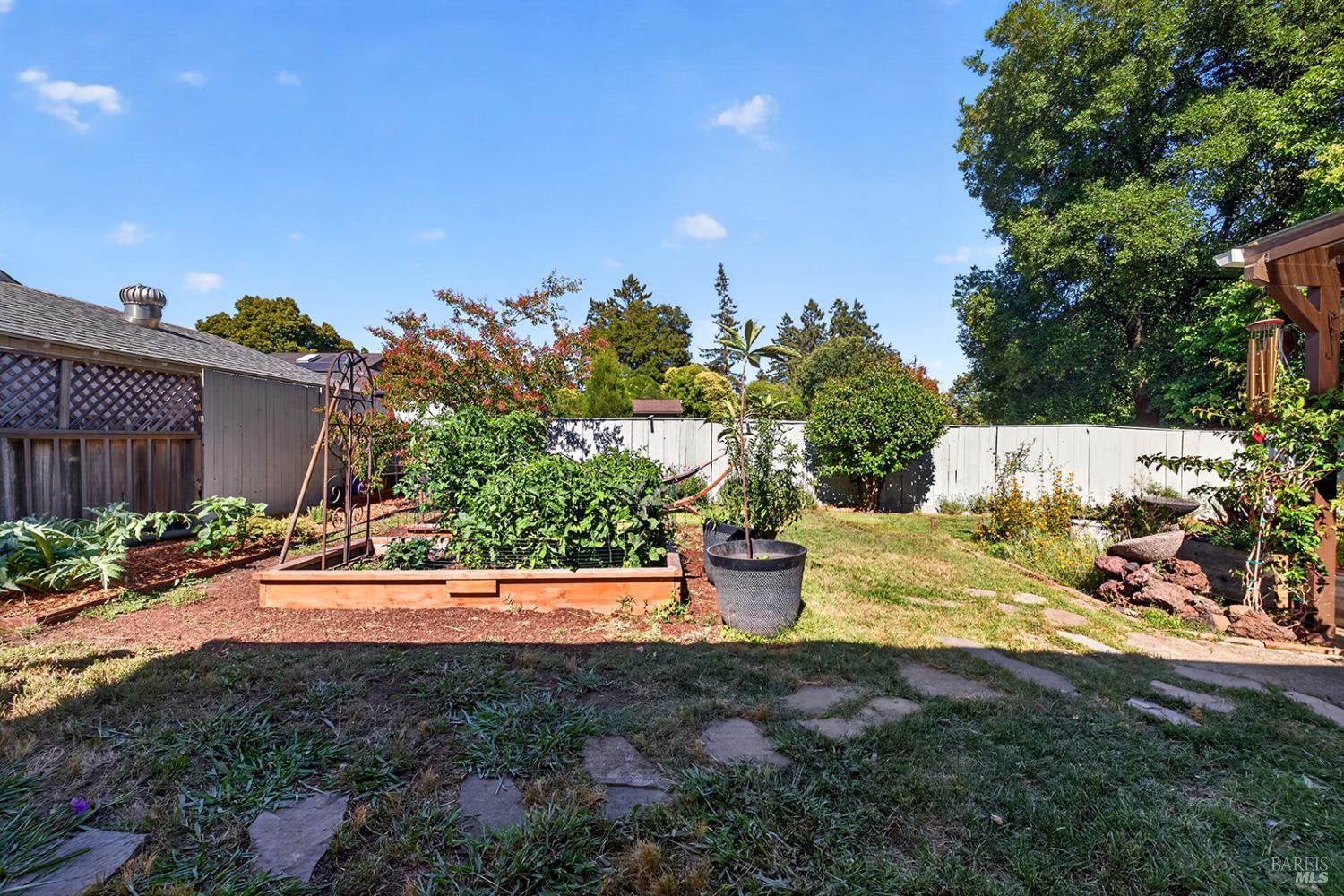 1102 Burbank Avenue Santa Rosa, CA 95407 - Photo 28 of 32