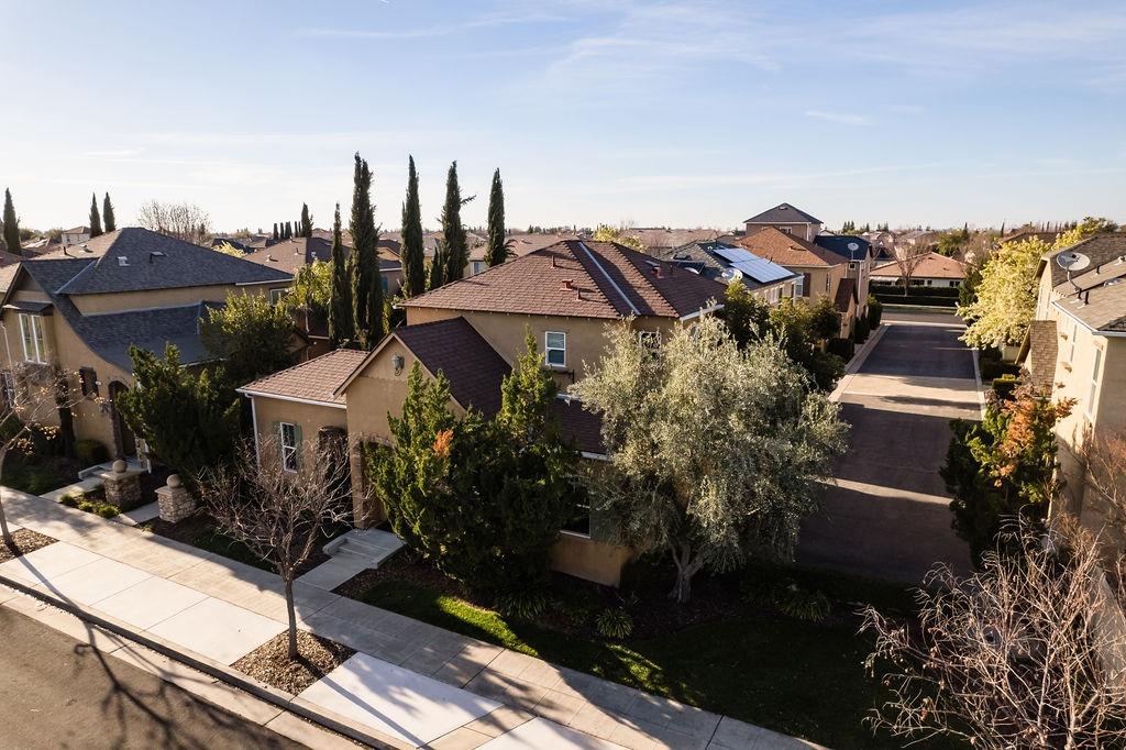 3953 Harlan Ranch Boulevard Clovis, CA 93619 - Photo 15 of 31 a view of a house with yard and sitting area