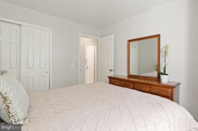 8607 Raglan Road Vienna, VA 22182 - Photo 27 of 43 Second Bedroom