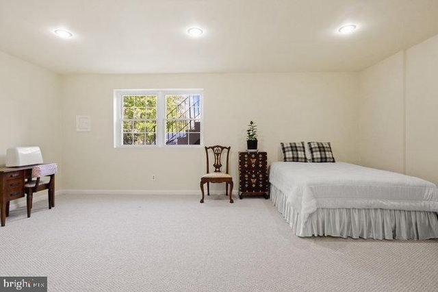 $801,000 | 8607 Raglan Road, Vienna, VA 22182