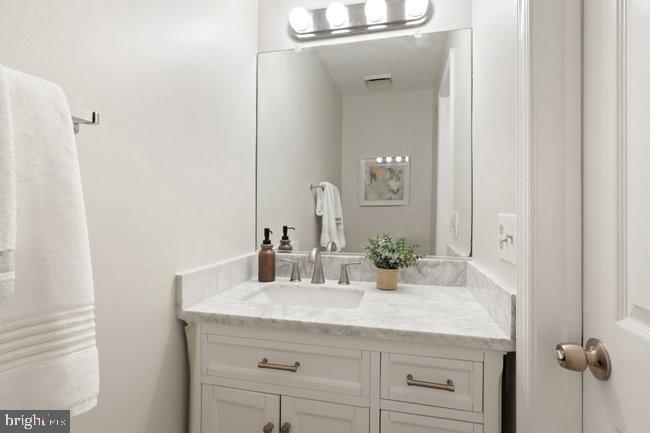 8607 Raglan Road Vienna, VA 22182 - Photo 7 of 43 Powder Room