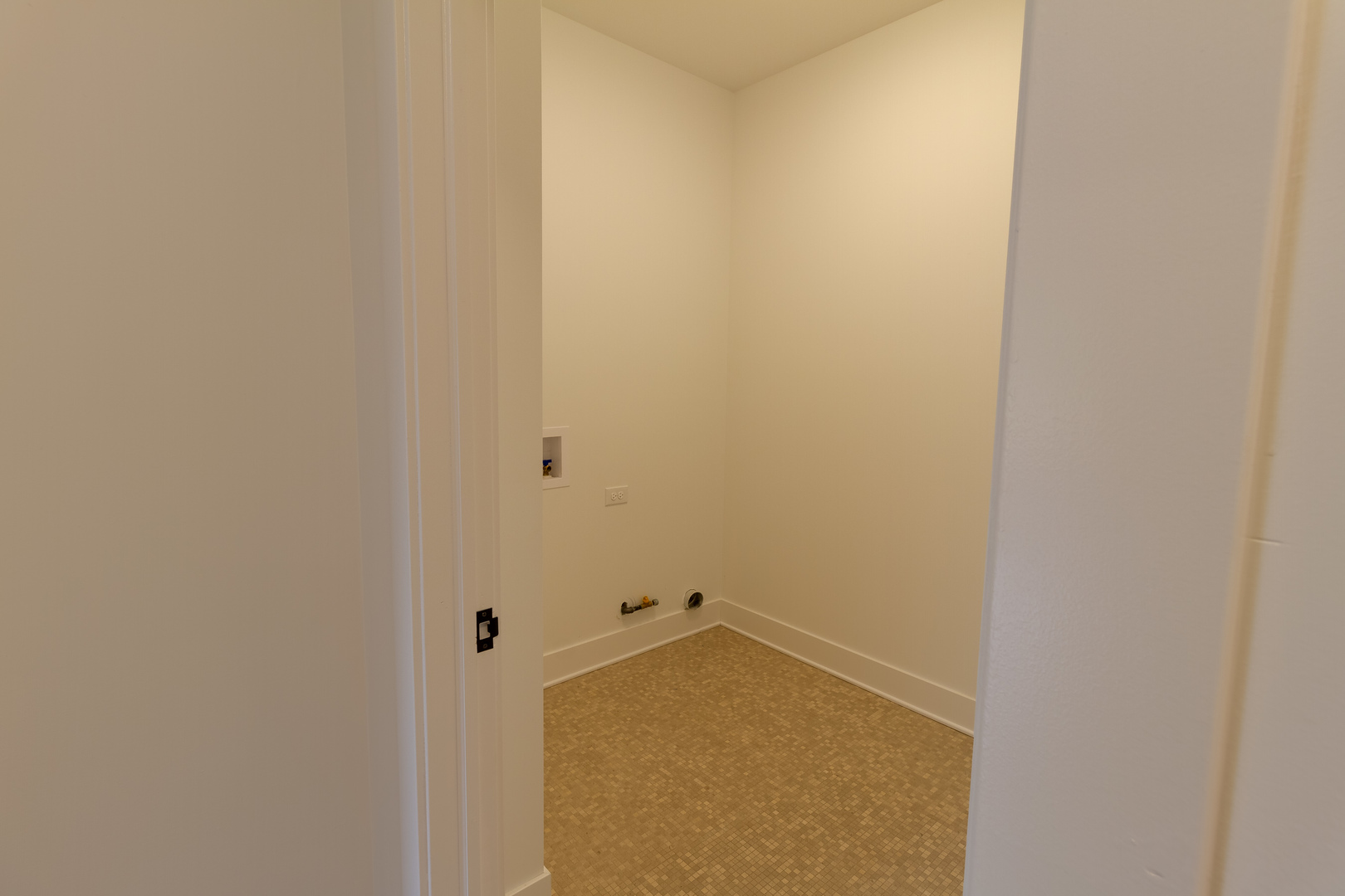 695 Greenfield Road Sugar Grove, IL 60554 - Photo 18 of 31