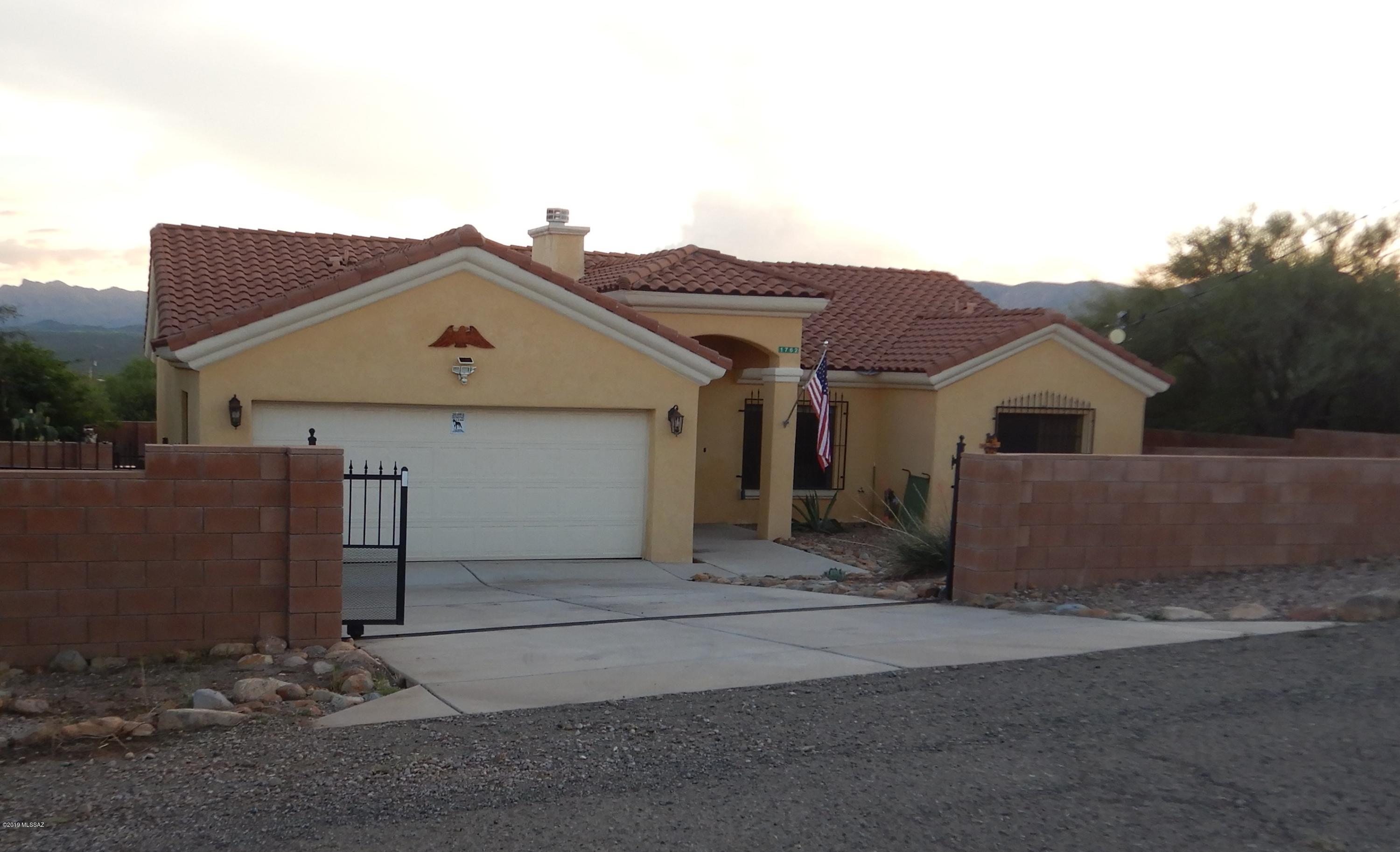 1762 Calle Barbadas Rio Rico, AZ 85648 - Photo 3 of 27 Gallery Image 3
