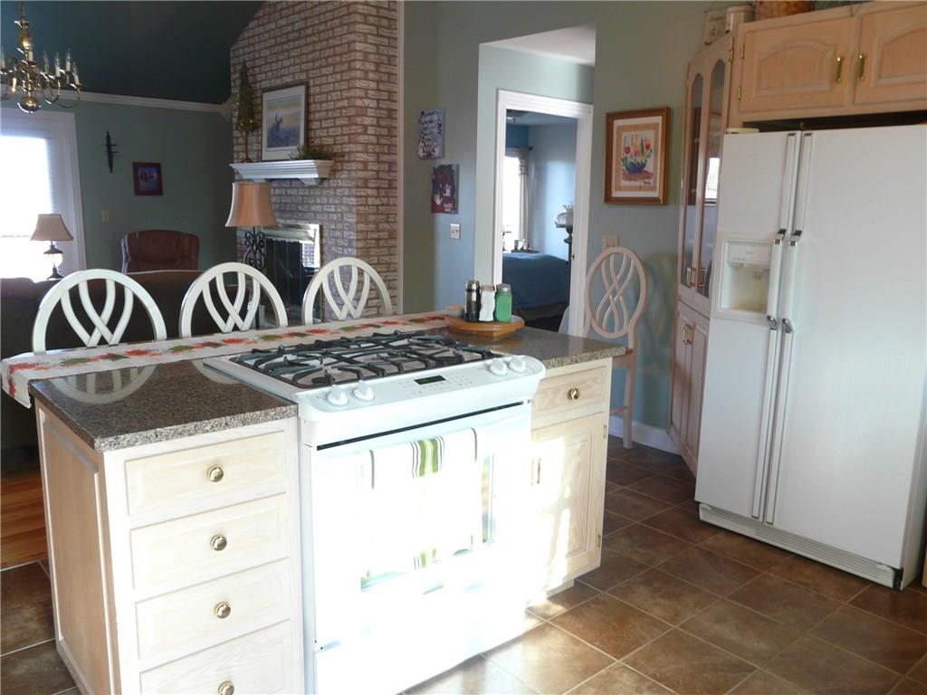 414 Layton Road Anderson, IN 46011 - Photo 3 of 24 Gallery Image 3