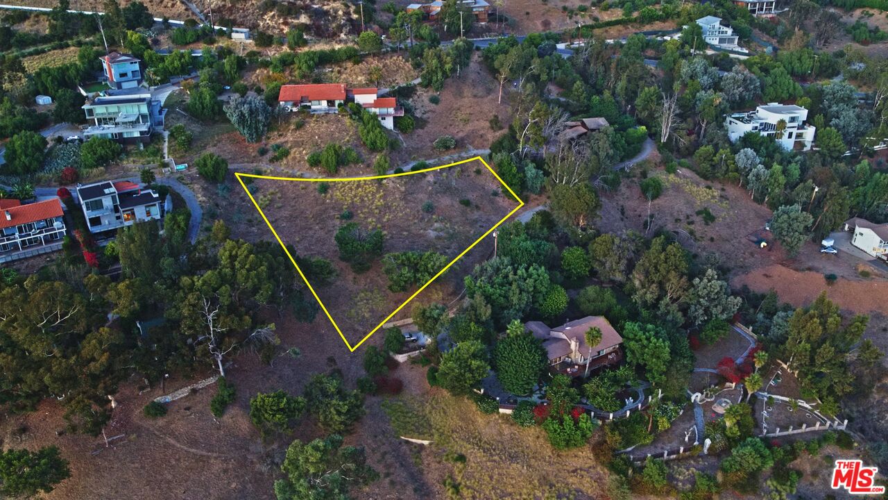 1 Eldermoor Drive Malibu, CA 90265 - Photo 4 of 23 an aerial view of a house