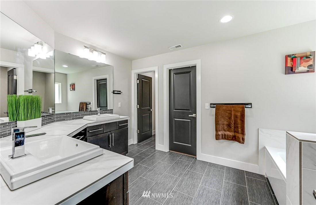 4418 181st Street Southeast Bothell, WA 98012 - Photo 16 of 34 Gallery Image 16