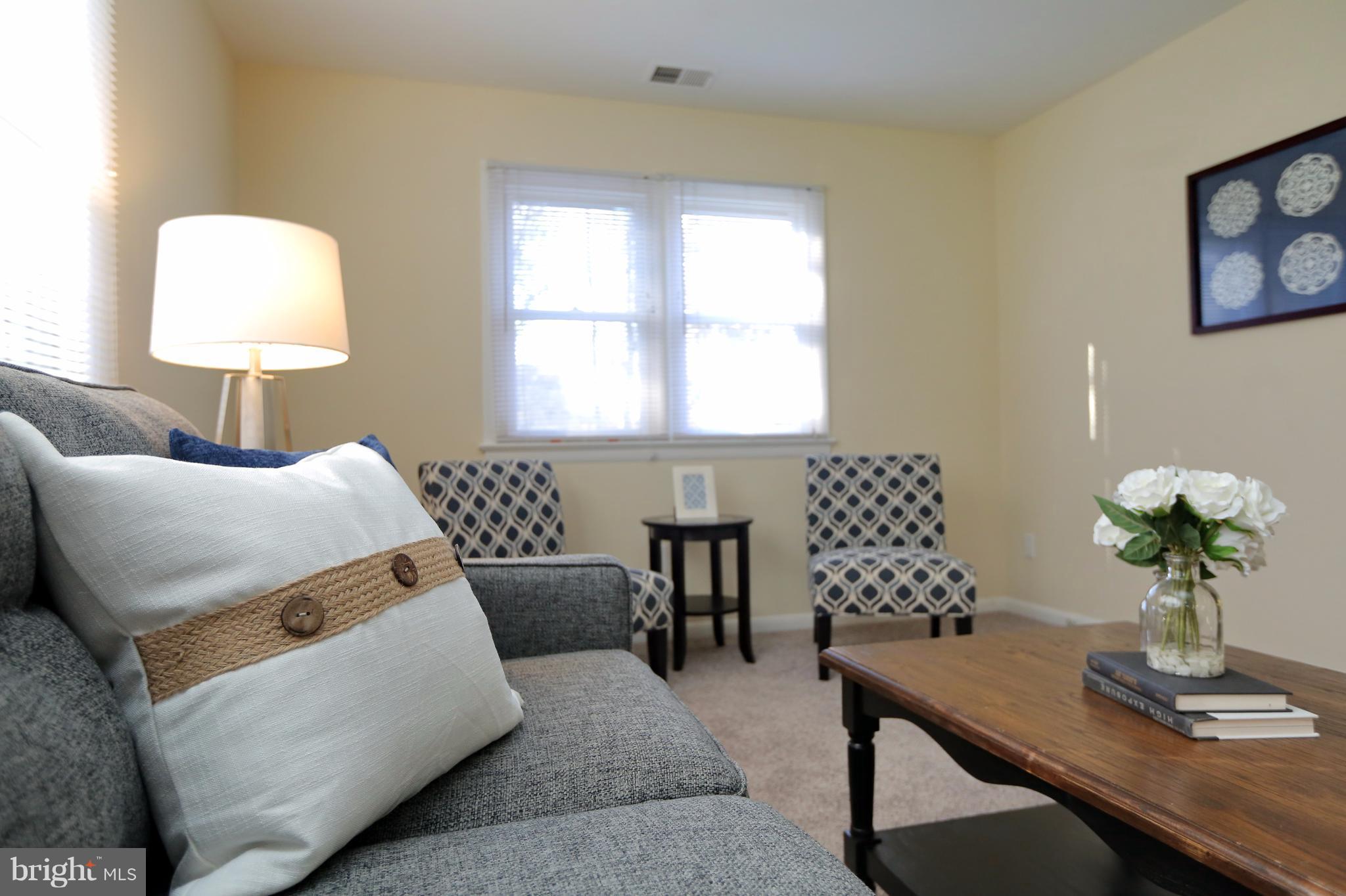 3410 Floral Park Road Brandywine, MD 20613 - Photo 19 of 28 Living Room