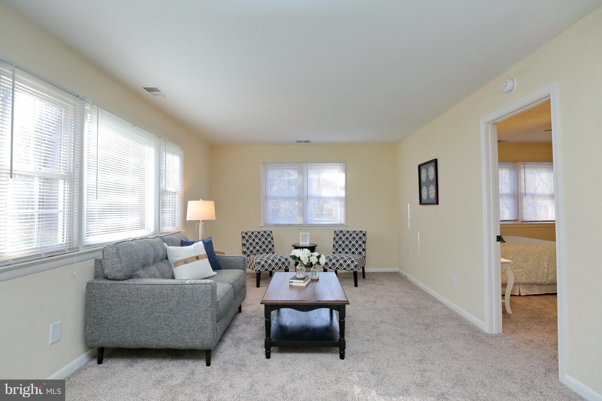 3410 Floral Park Road Brandywine, MD 20613 - Photo 20 of 28 Living Room