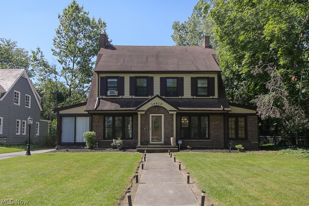 14410 Onaway Road Cleveland, OH 44120 - Photo 1 of 35