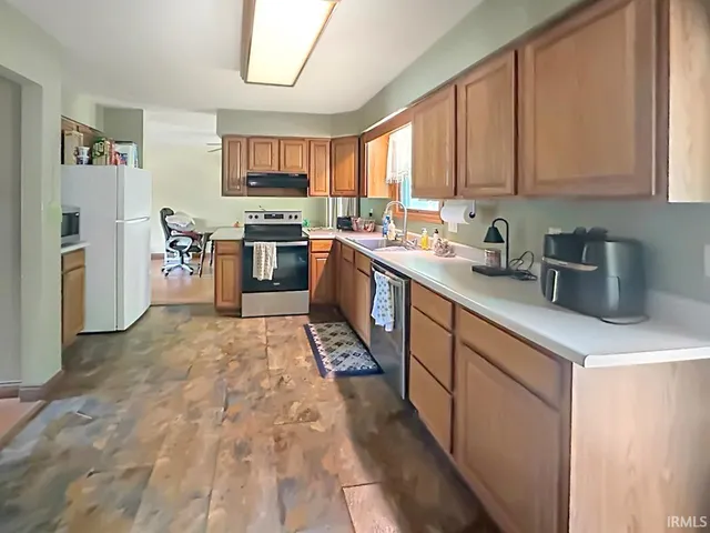 $265,000 | 751 Woodland Court, Frankfort, IN 46041