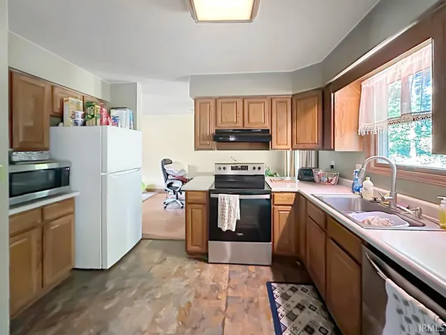 $265,000 | 751 Woodland Court, Frankfort, IN 46041