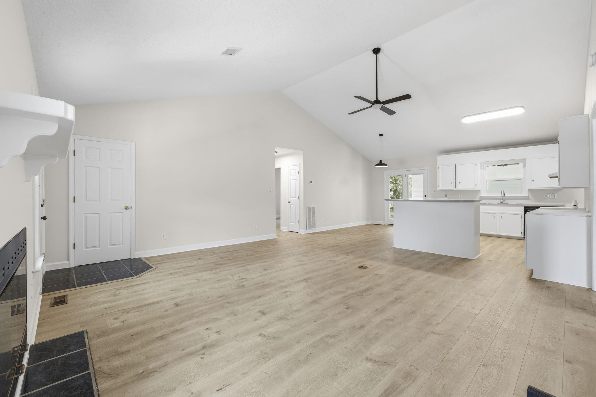 3556 Golden Rod Court Murrells Inlet, SC 29576 - Photo 5 of 38